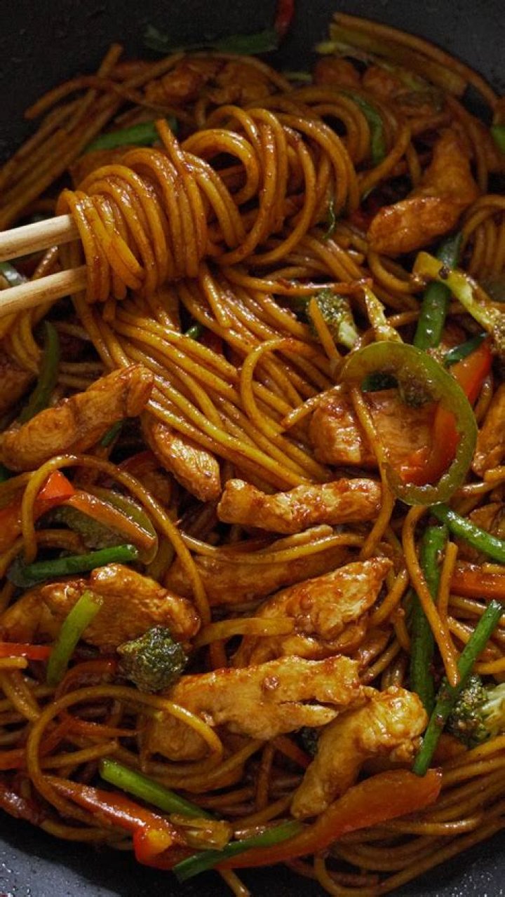 How to Make Stir Fry Noodles: A Comprehensive Guide
