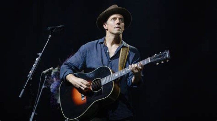 How Much Is Jason Mraz Worth? Exploring the Wealth of the Talented Musician