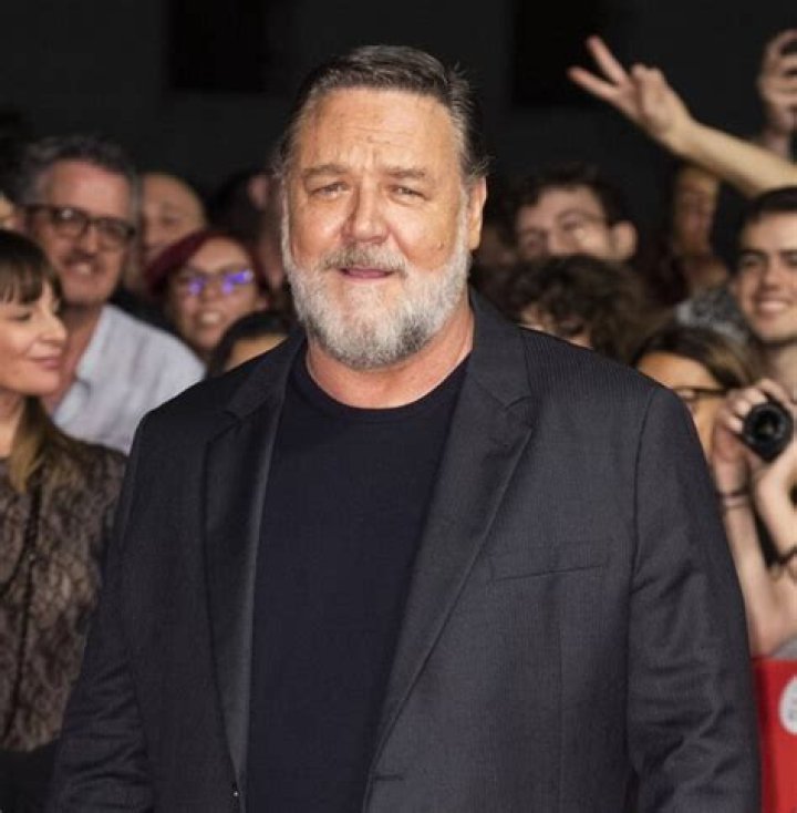 How Old is Russell Crowe? Exploring the Life and Career of the Renowned Actor
