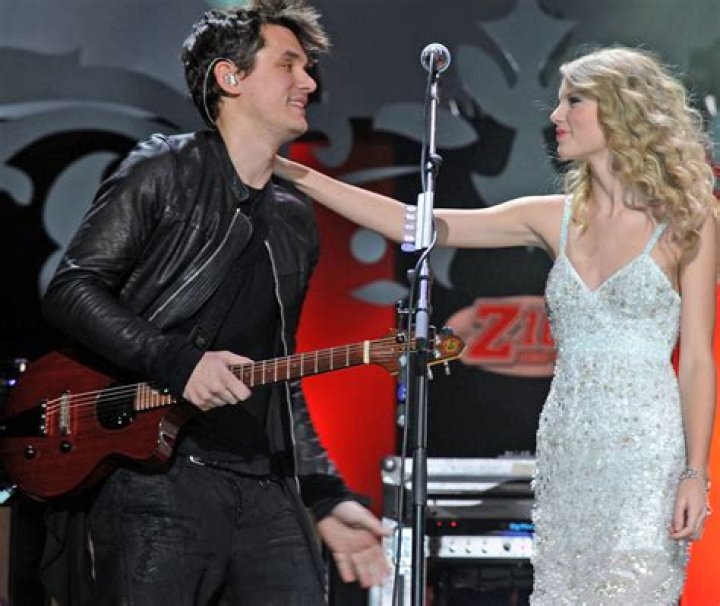 How Old Were John Mayer and Taylor Swift When They Dated: An In-Depth Exploration