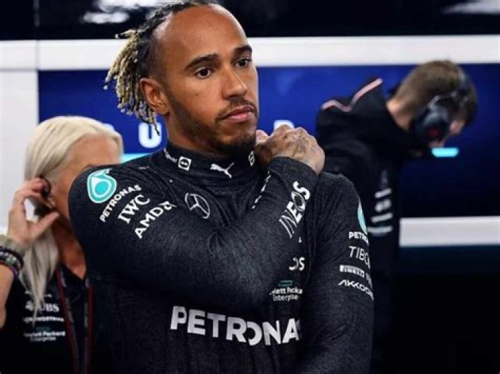How Tall is Lewis Hamilton? A Comprehensive Overview