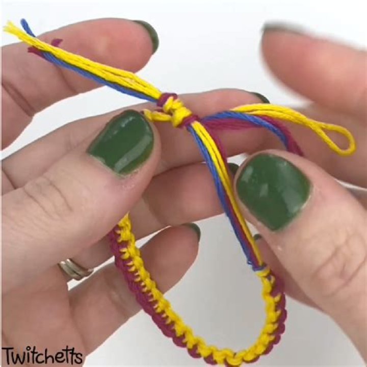 How to Tie a Bracelet with a Slip Knot: A Step-by-Step Guide
