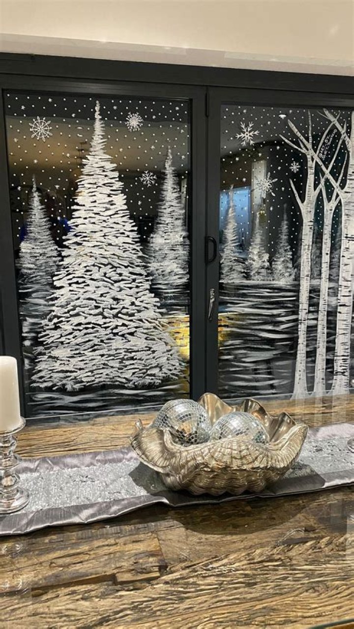 Ideas for Christmas Window Painting