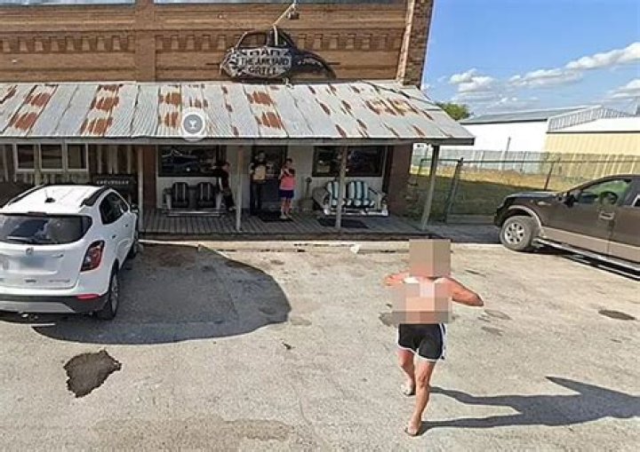 Iowa Woman Flashing Google Maps: A Tale of Unexpected Fame