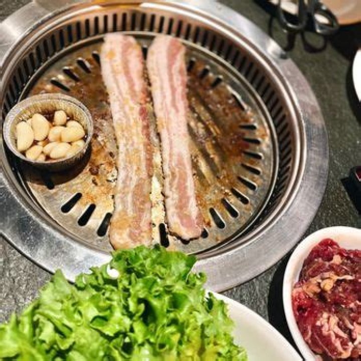 Iron Dish Korean BBQ: A Culinary Journey into Korean Barbecue Culture