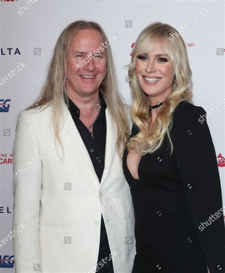 Unraveling the Mystery: Is Jerry Cantrell Married?