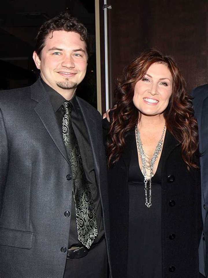 Is Jo Dee Messina Still Married? A Look into Her Personal Life