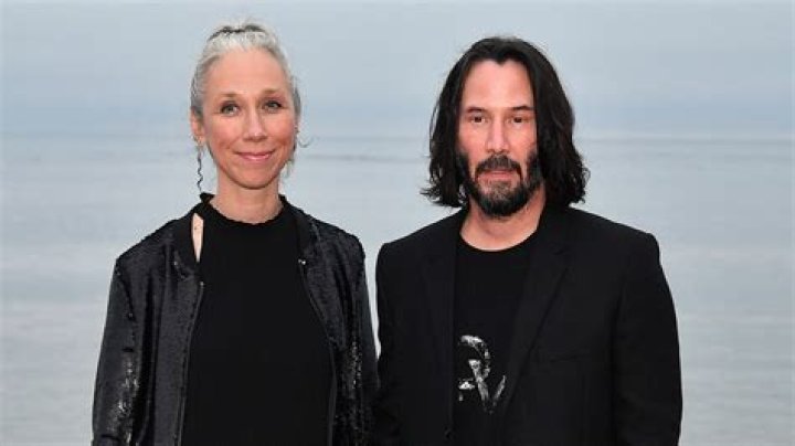 Is Keanu Reeves a Republican or a Democrat?