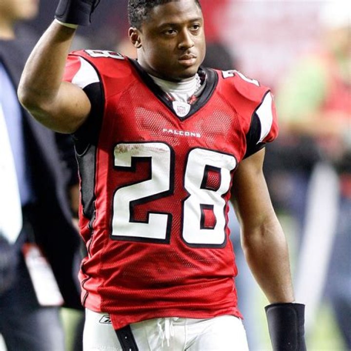 Is Warrick Dunn Married? A Deep Dive into His Personal Life