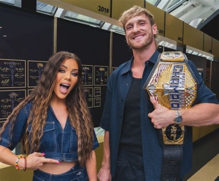 Jackie Redmond's Love Life: A Journey into Her Relationships