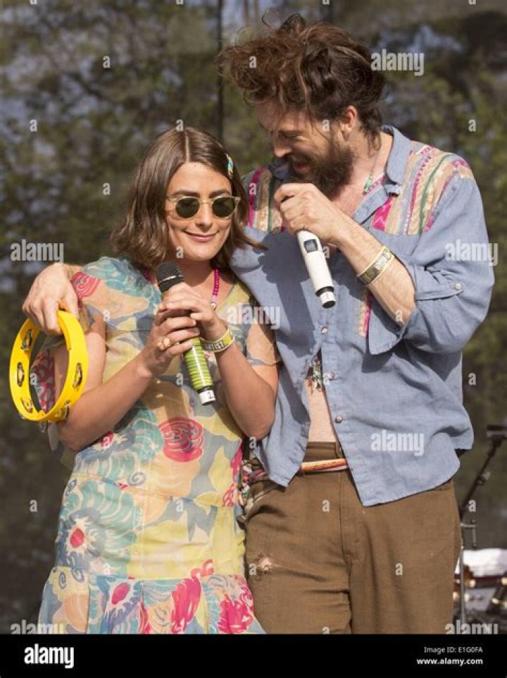 Exploring the Enigmatic Connection Between Jade Castrinos and Edward Sharpe