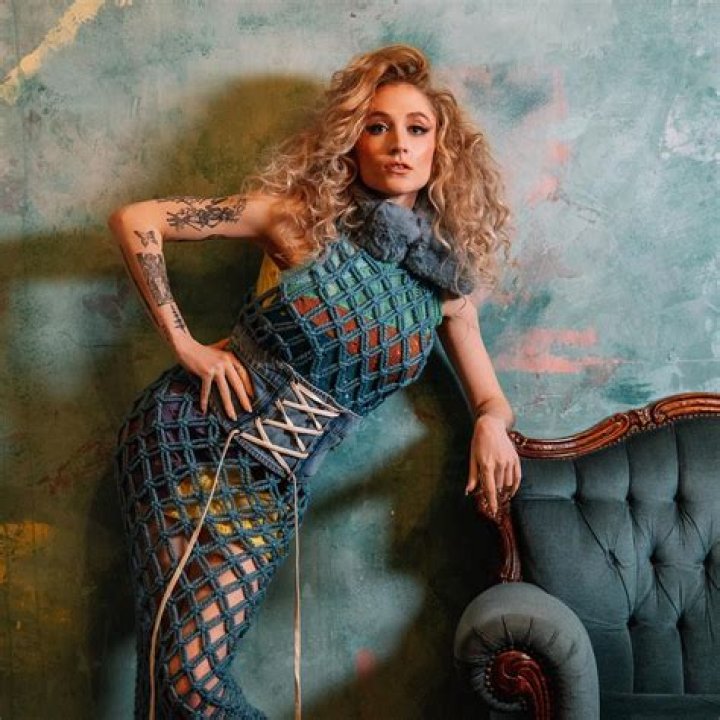 Unveiling the Musical Journey of Janet Devlin