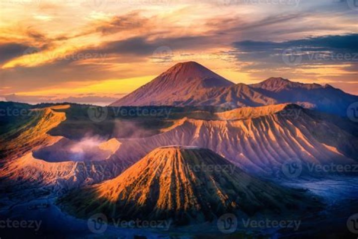 Jenna Volcano: Stunning Photos and Stories That Capture the Beauty of Nature