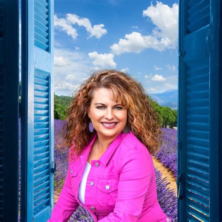 Professional Photographer | Jennifer Leigh Youngblood | Capture Moments