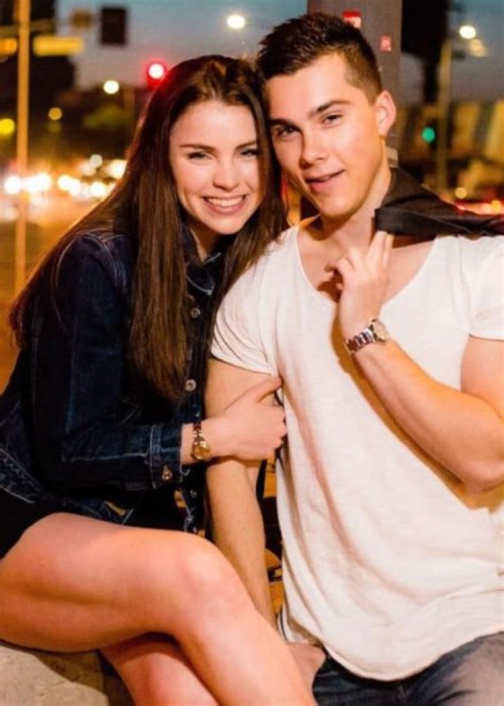 Uncover Jeremy Shada's True Height: Unveiling the Mystery