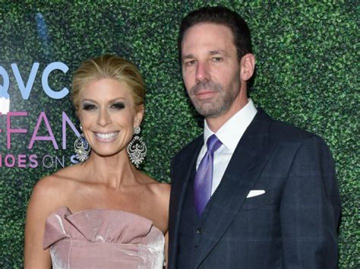 Jill Martin Engagement Ring: A Sparkling Symbol of Love