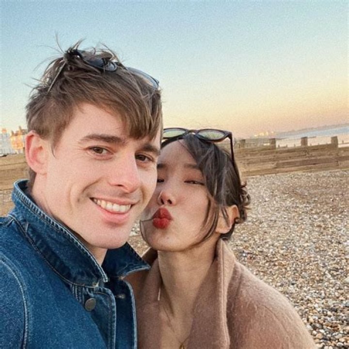 Joshua Carrott Songs: Exploring the Unique Musical Journey