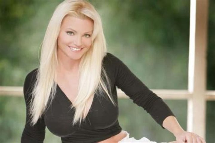 Julie Michaels's Vital Body Statistics and Measurements