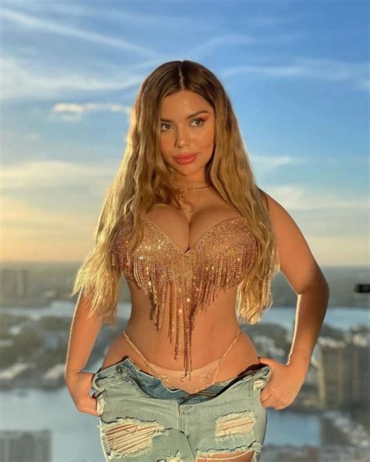 Katiana Erome: A Rising Star in the Entertainment Industry