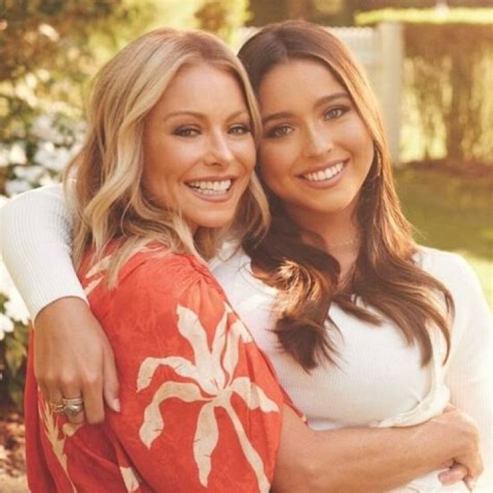 Unveiling the Life of Kelly Ripa's Daughter: A Glimpse into the Next Generation