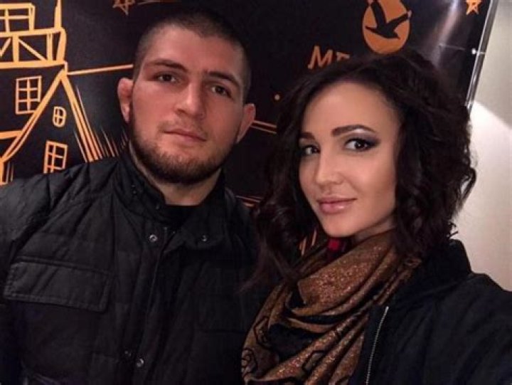 Khabib Nurmagomedov's Wife: A Deep Dive into Their Relationship and Family Life