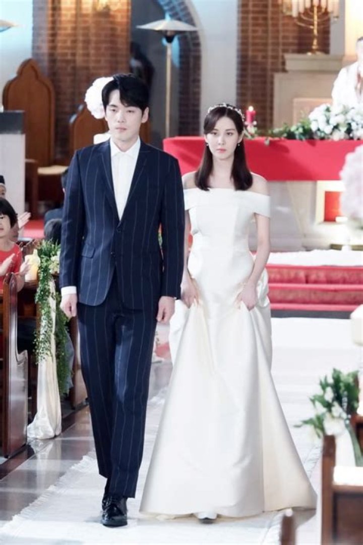 Uncover the Secrets of Kim Jung Hyun's Marital Status: Is He Married?