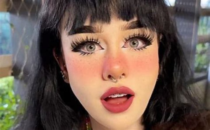 Lara Rose NSFW: Exploring the Controversy and Unveiling the Facts