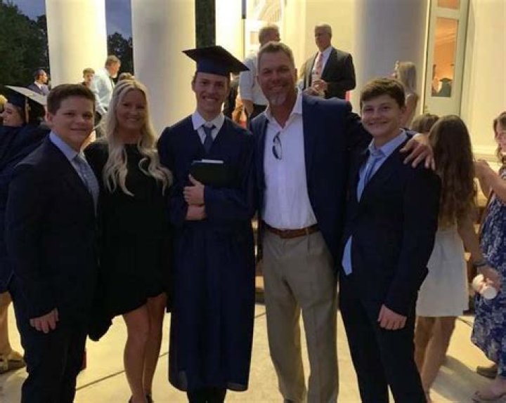 Unveiling the Life of Larry Wayne Jones III: A Journey Through Time