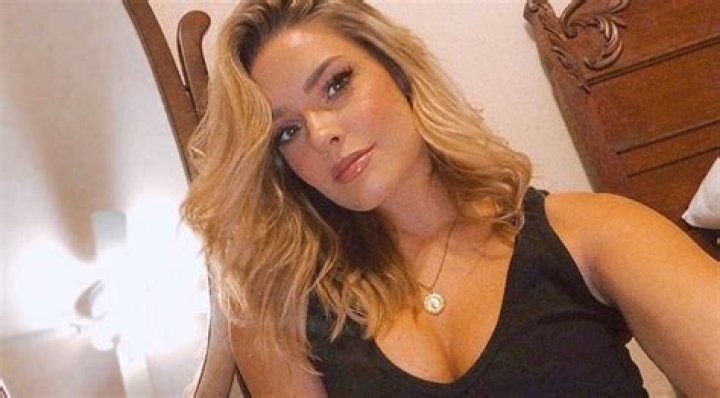 Unveiling the Life of Luis J. Gomez's Wife