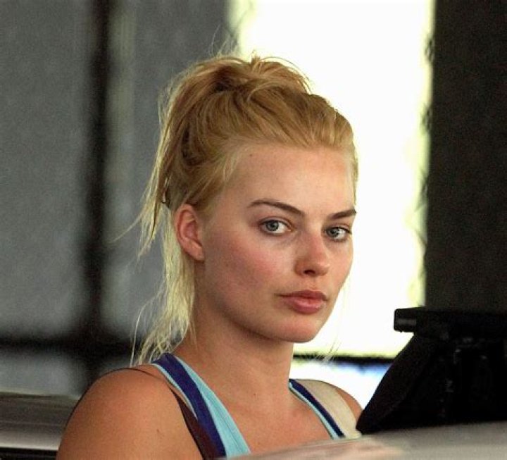 Margot Robbie No Makeup: The Natural Beauty Behind the Glamour