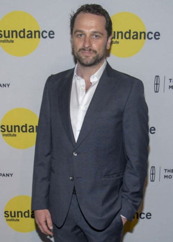 Uncover the Exact Height of Matthew Rhys: Intriguing Insights Revealed