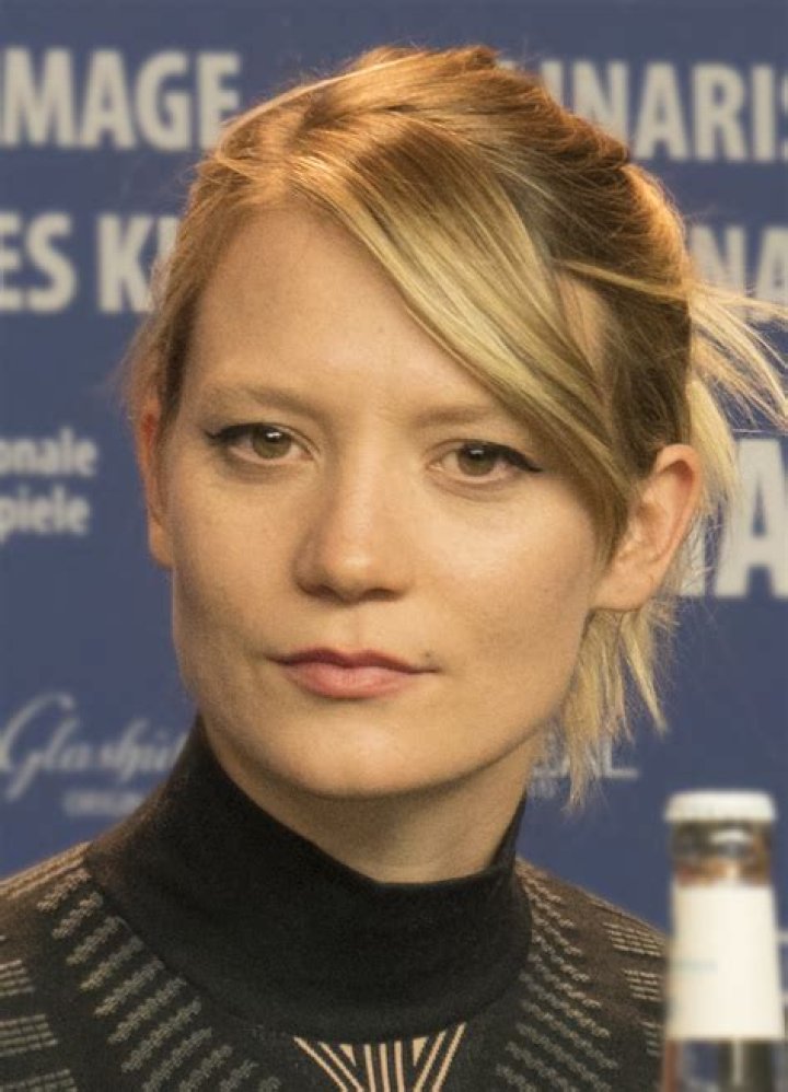 Mia Wasikowska: A Journey Through Talent and Versatility