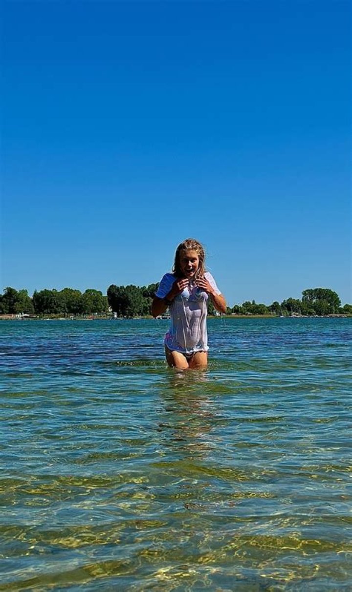 Exploring the Allure of Monalita: A Deep Dive into Her Fansly Nude Content