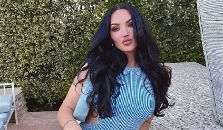 Natalie Halcro Net Worth: Celebrity Lifestyle and Achievements
