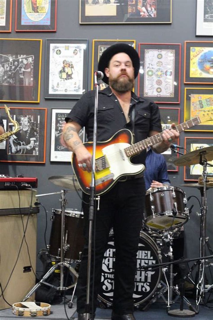 Nathaniel Rateliff Height: Unveiling the Stature of a Musical Icon