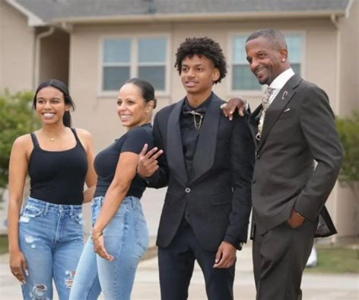 The Surprising Net Worth of Charleston White's Wife