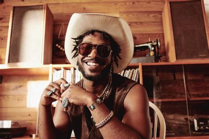Discovering the New Black Country Singer Male: A Rising Star in Country Music