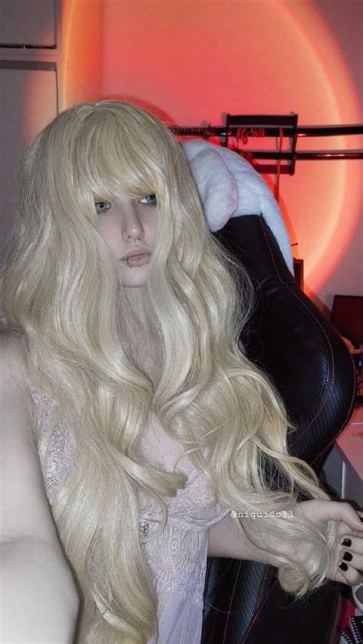 Unveiling the Mystique of Niquidoll: The Enchanting Journey of a Digital Icon