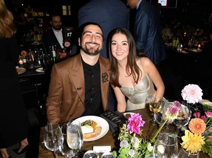 Noah Kahan's Ex-Wife: Unraveling the Mystery Behind the Musician's Past Relationship