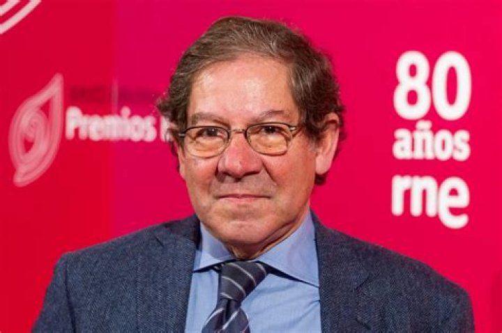 Nu&ntilde;o Polla: The Rising Star in the Music Industry