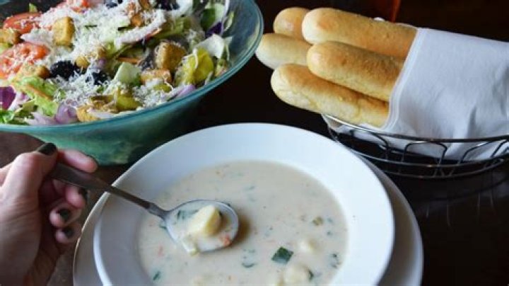 Discovering the Delights of Olive Garden's Endless Soup and Salad