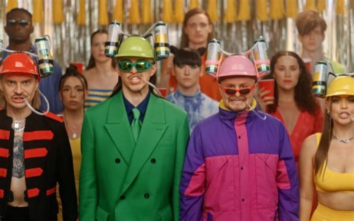 Unraveling the Complex Web of Oliver Tree's Relationships