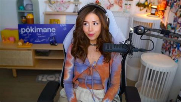 Olivia Alex Tit Slip: A Deep Dive into Controversy and Impact