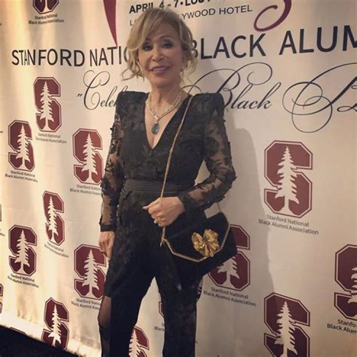 Pary Simpson: A Deep Dive into the Life of a "Real Housewife of Orange County" Star