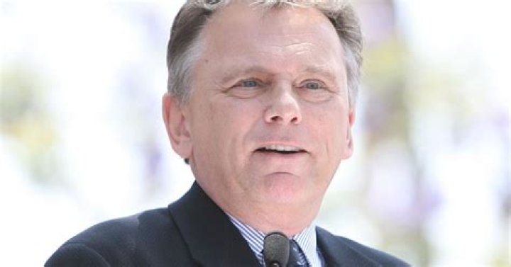 Understanding Pat Sajak's Political Affiliations and Their Impact on His Career