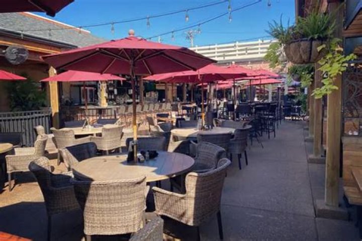 PJ's Tavern Kirkwood: A Local Gem for Food and Fun