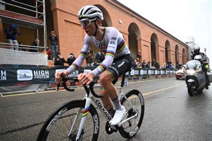 Pogačar Height: Understanding the Physical Attributes of a Cycling Champion