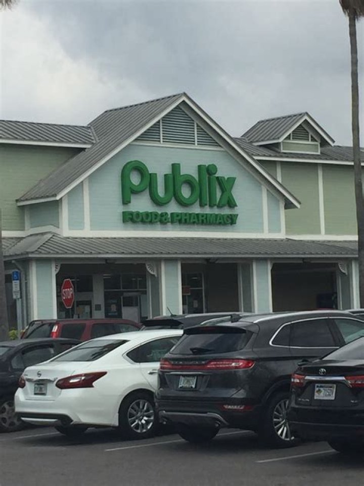 Publix Super Market at Colonial Crossings: A Comprehensive Guide