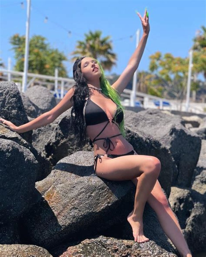 Queen Fesch: The Rising Star in the Music Industry