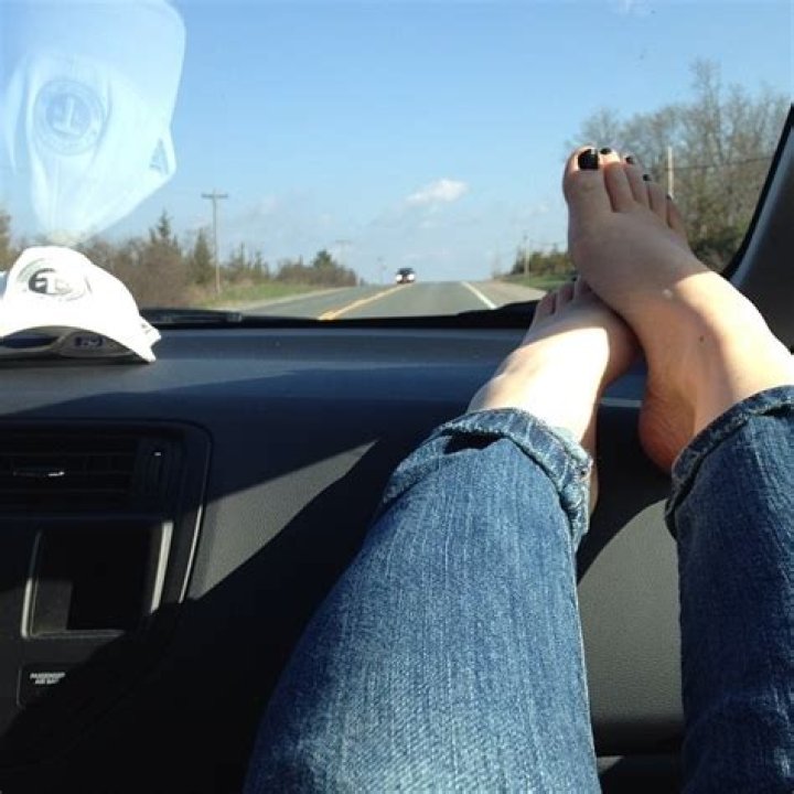 Rachel Bonnetta Feet: A Comprehensive Look at the Iconic Feature